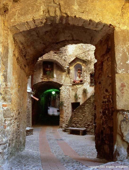 B&B Il Libro Verde Dolceacqua Exterior foto