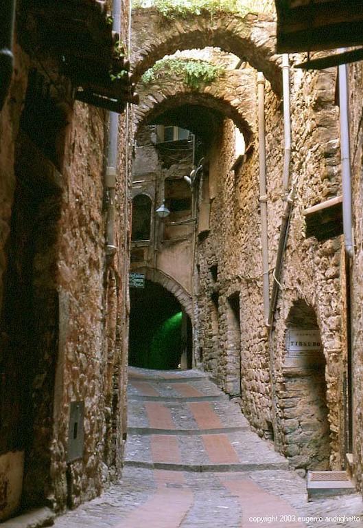 B&B Il Libro Verde Dolceacqua Exterior foto